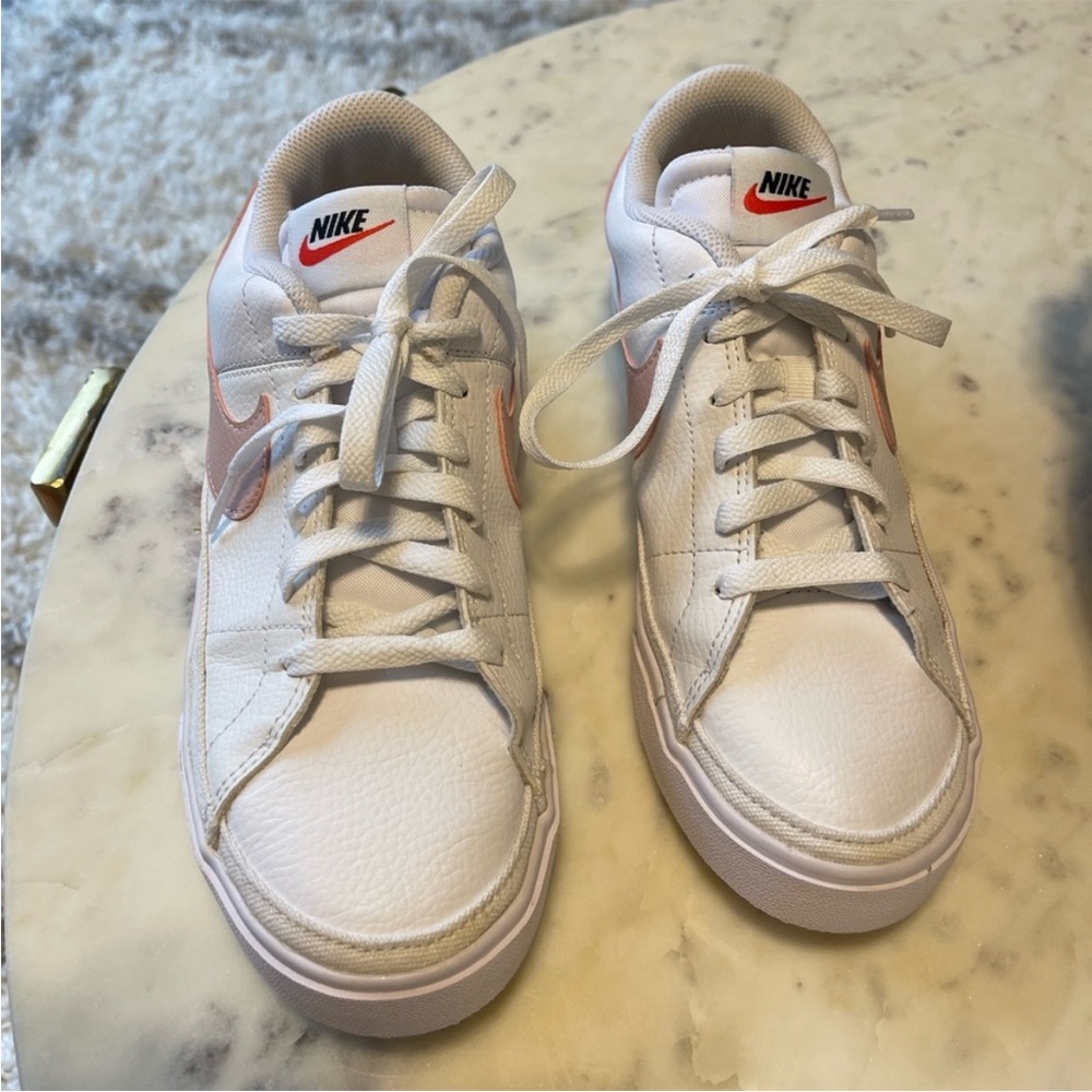 Nike Court Legacy Women’s
